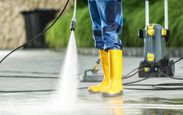Best Deck Pressure Washing  in North Plymouth, MA